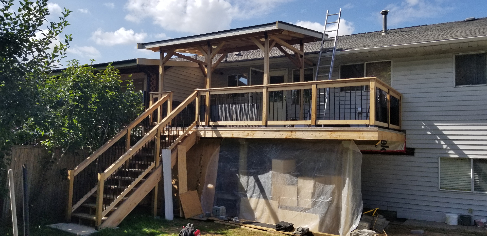 Abbotsford Cedar Deck